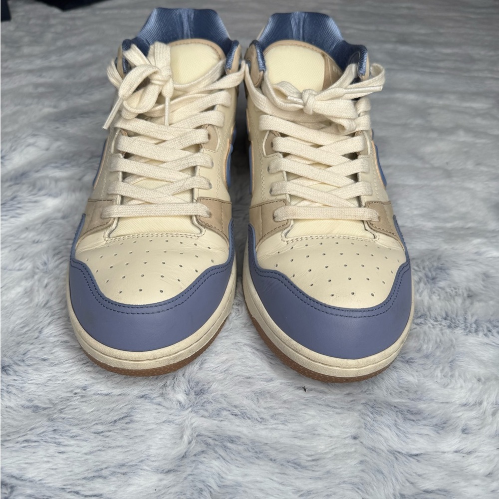 Dior Blue and Gray Interior Detail limited edition - Picture 8 of 10
